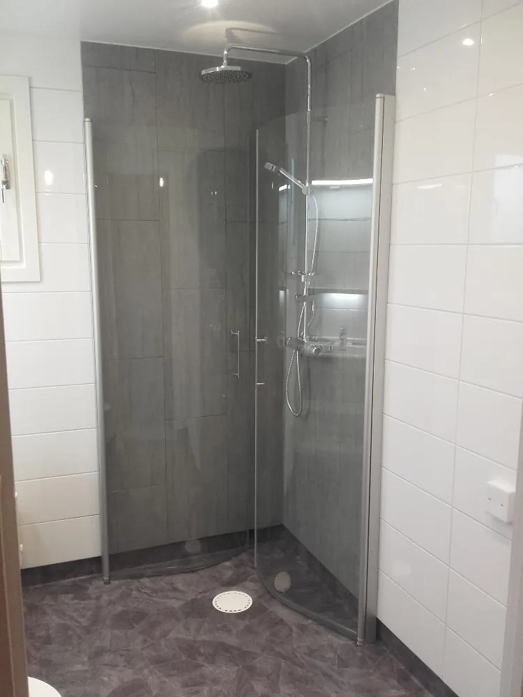 Våtrumsmattor, utfört av Järfälla BadrumsRenovering